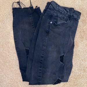 Black distressed jeans